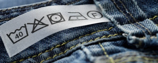 Cách giặt quần jean giữ màu như mới