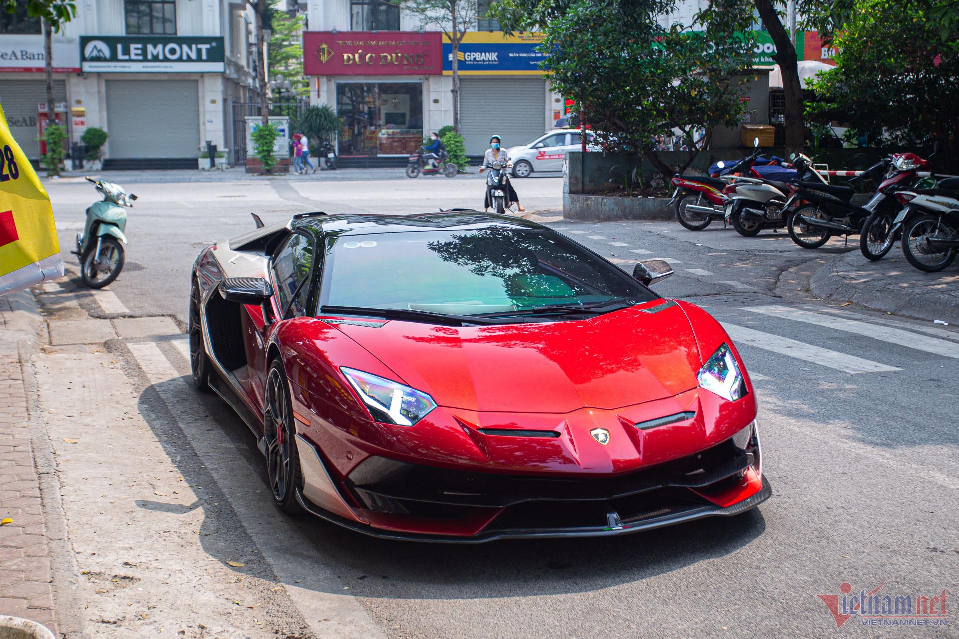 Siêu xe Lamborghini Aventador của đại gia Hà Nội trở thành độc bản sau khi độ