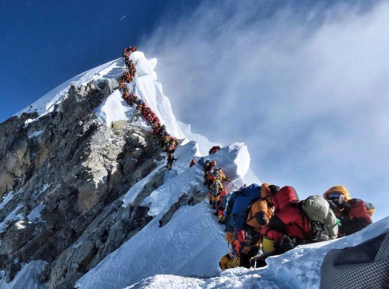 Nét hấp dẫn chết người của đỉnh Everest