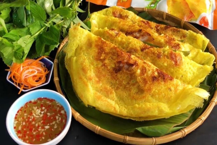 Bánh Xèo Bao Nhiêu Calo? Ăn Bánh Xèo Có Mập (Béo) Không?