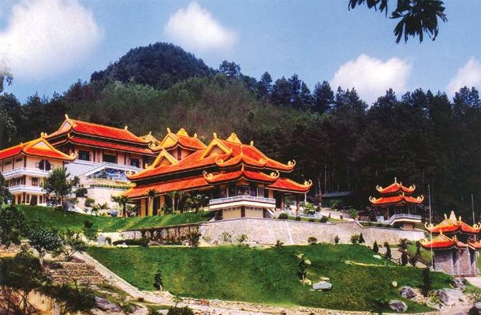 du-lich-ho-hoa-binh-2-ngay-1-dem