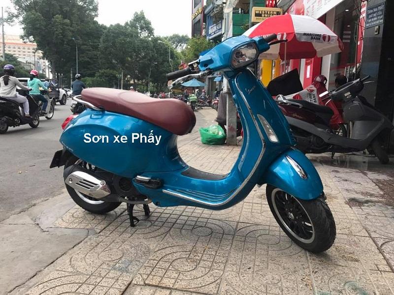 Phun sơn xe máy bao nhiêu tiền?