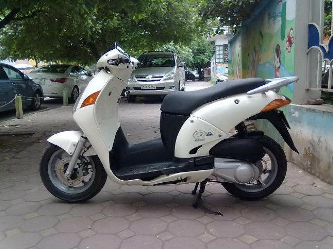 Bộ tứ xe ga Honda thể hiện đẳng cấp nhà giàu Việt xưa và nay