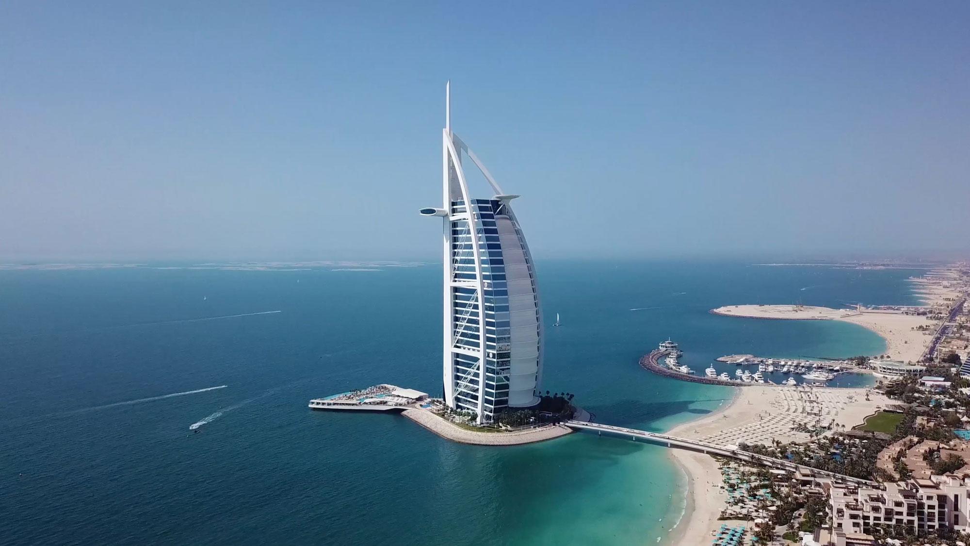 Kỳ nghỉ đẳng cấp 7 sao trên biển tại khách sạn Burj Al Arab Jumeirah Dubai