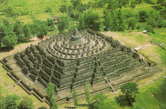 Quần thể đền tháp Borobudur