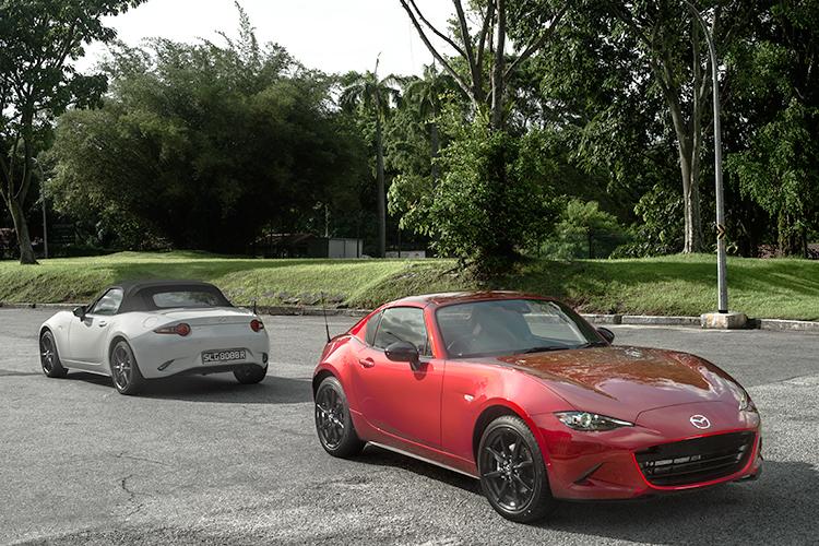 Mazda MX-5 RF takes on its soft-top sibling