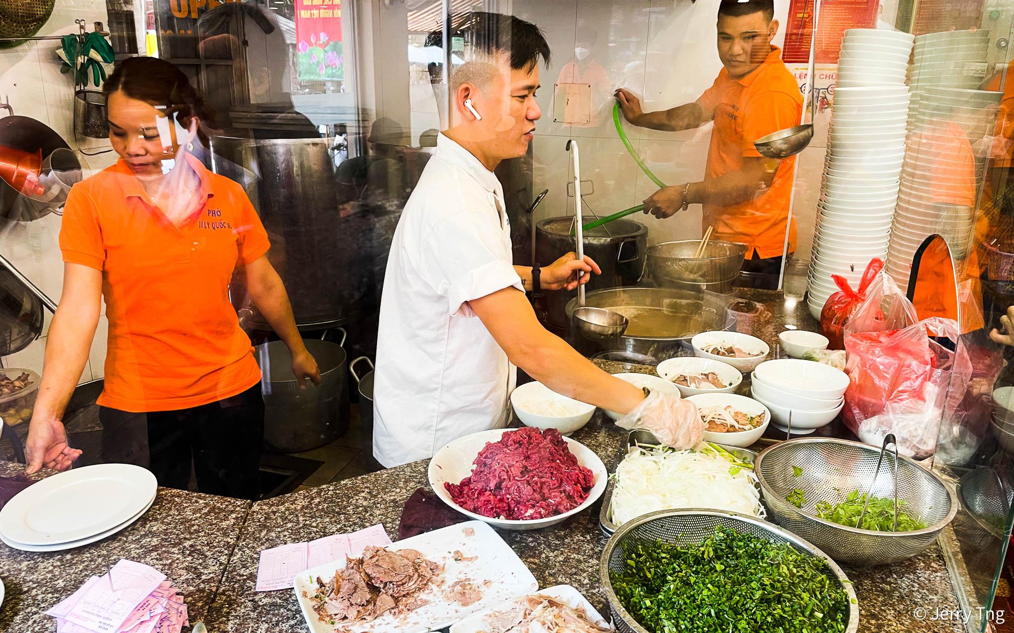 Phở 10 Lý Quốc Sư @ Hanoi