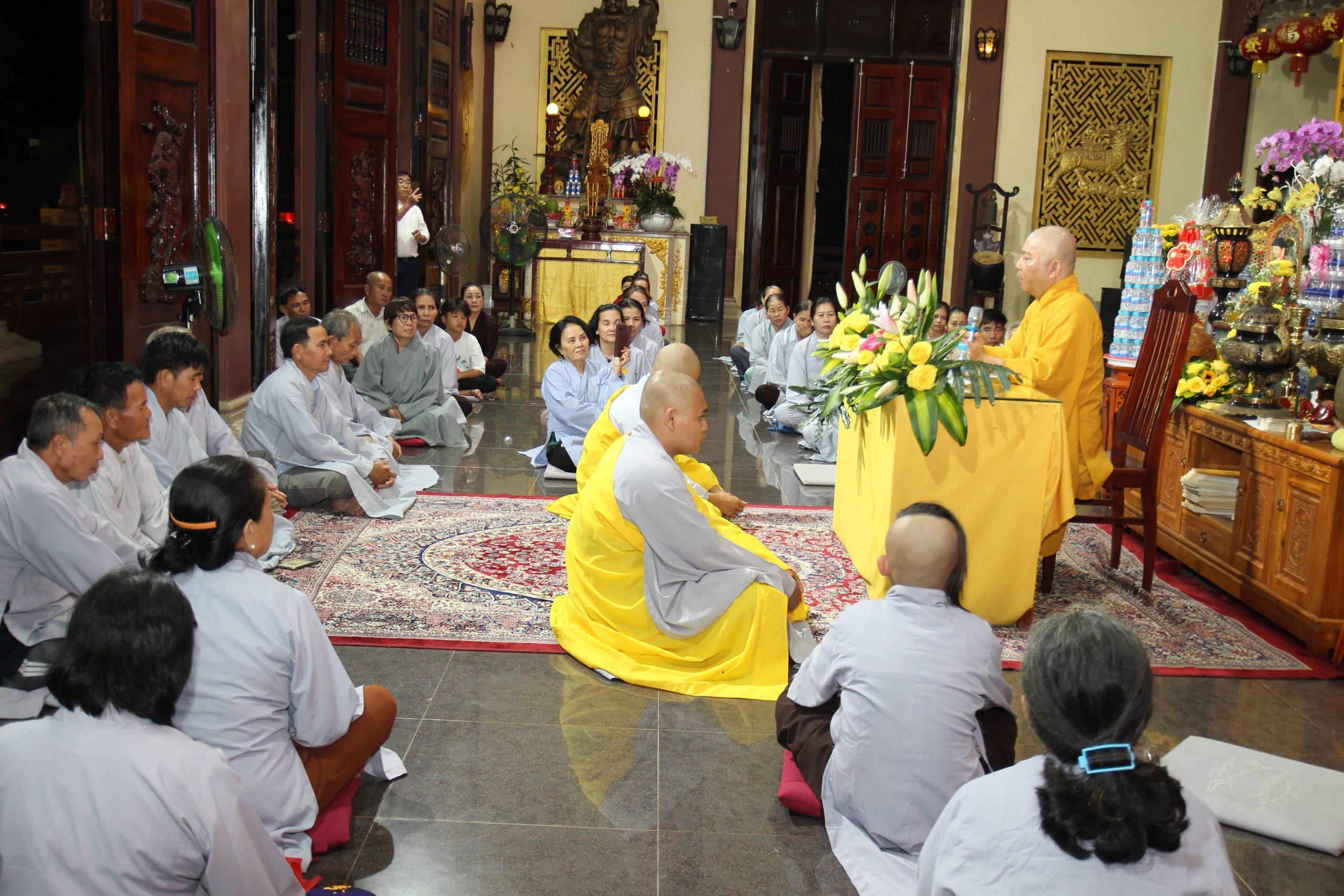 Bình Thuận: Thượng tọa Đạt Ma Khế Định chia sẻ pháp thoại chủ đề “Hạt giống hạnh phúc & khổ đau" tại tổ đình Quảng Ân