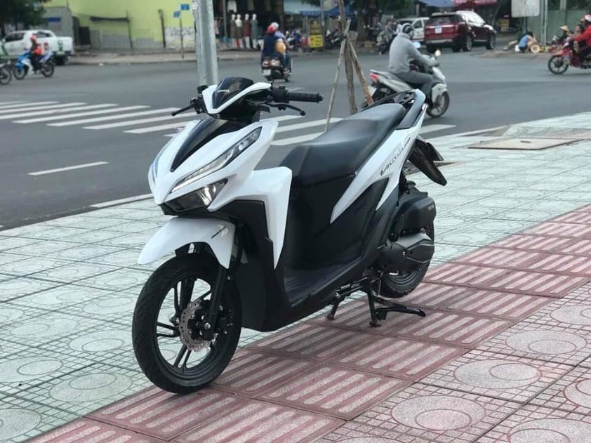 Giá xe Honda Vario 160 mới nhất tháng 09/2024 tại đại lý