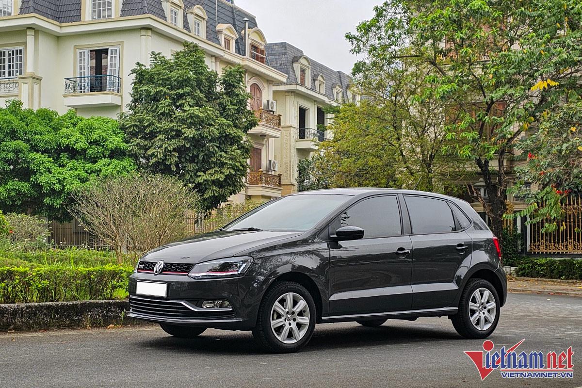 Volkswagen Polo cũ số sàn giá chỉ hơn 300 triệu, xe hay nhưng kén người dùng