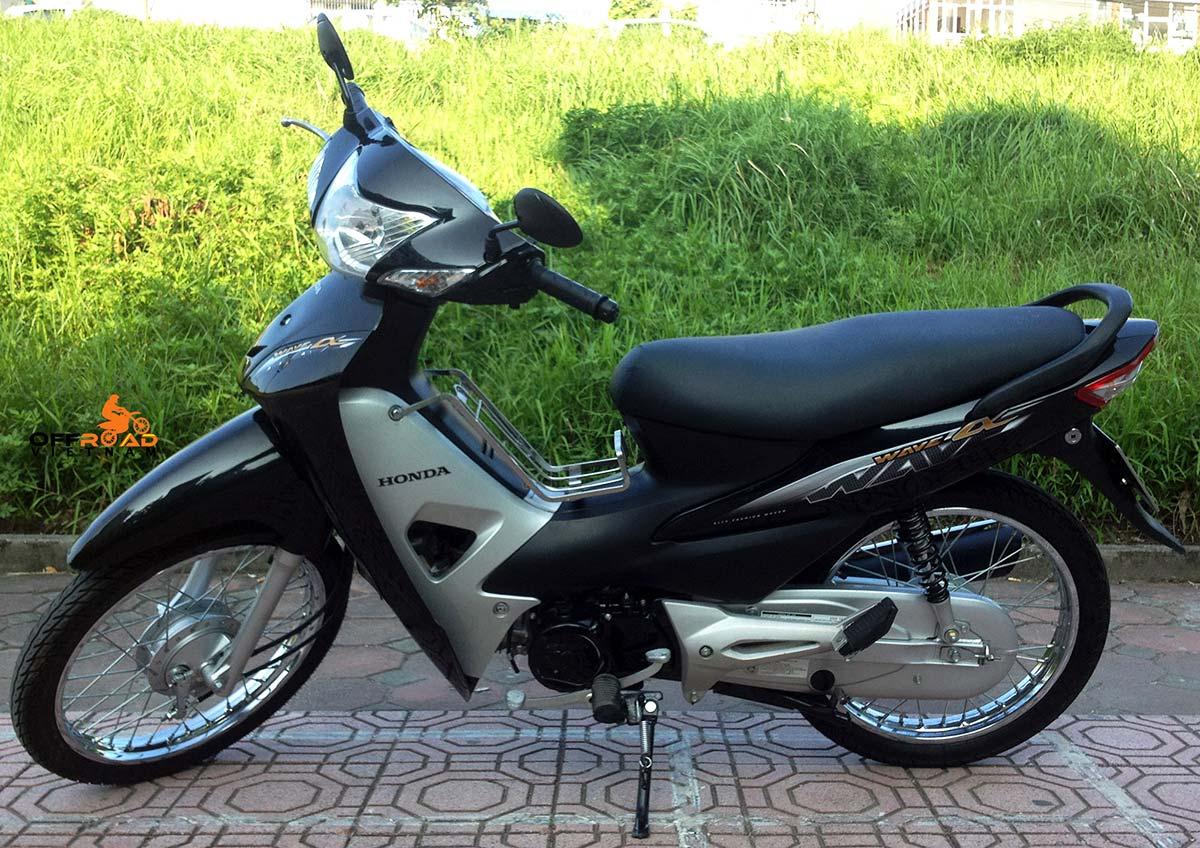 Offroad Vietnam Scooter Rental - The All New Honda Wave Alpha Series 100cc, black color, front and back drum brakes