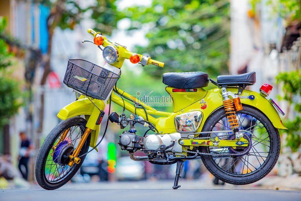 Honda Cub 78 giá 800 nghìn "lột xác" tuyệt đẹp qua tay nam sinh 9x