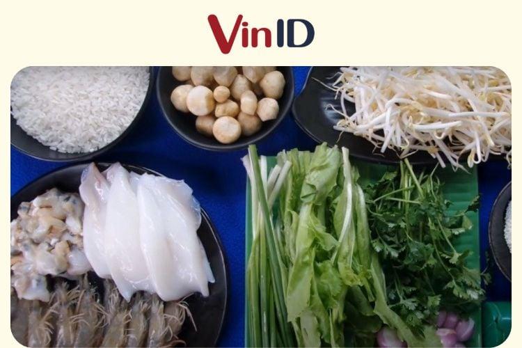 Nguyên liệu tươi ngon dùng để nấu món cháo hải sản thập cẩm 