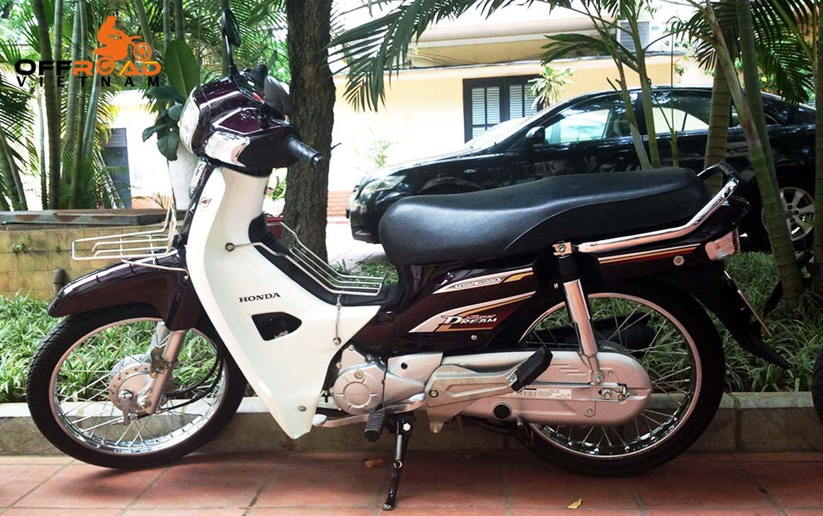 2014 HONDA SUPER DREAM 110CC RENTAL IN HANOI